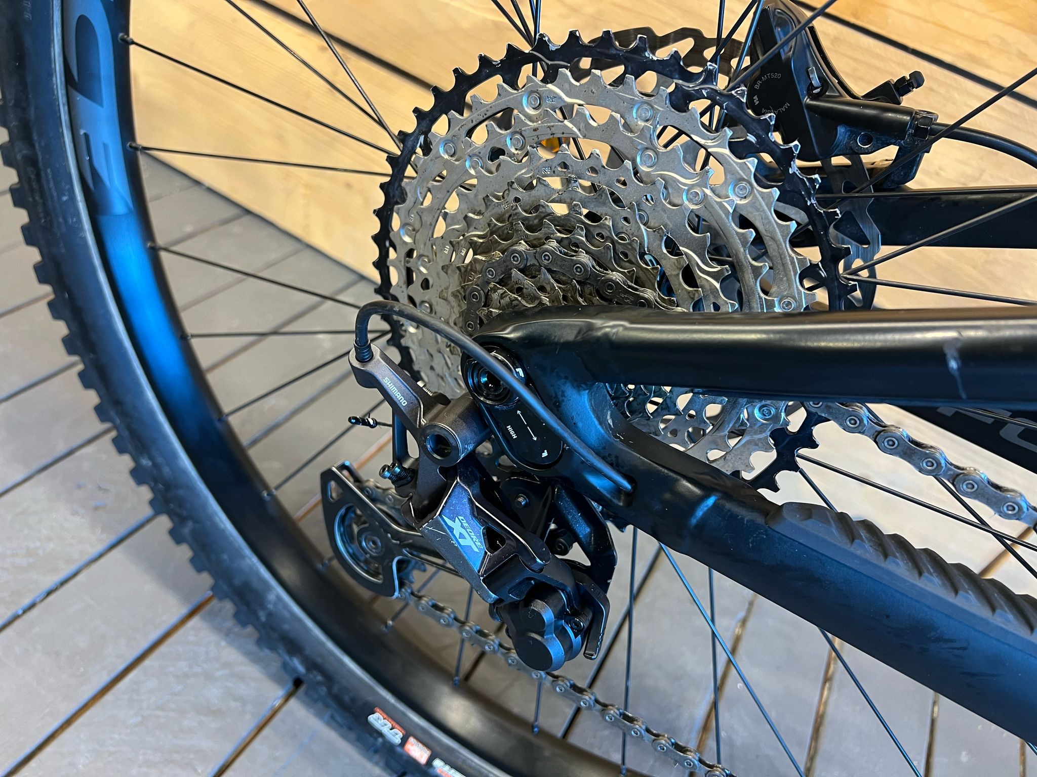 Bicicletta elettrica FOCUS JAM2 2020 USATA