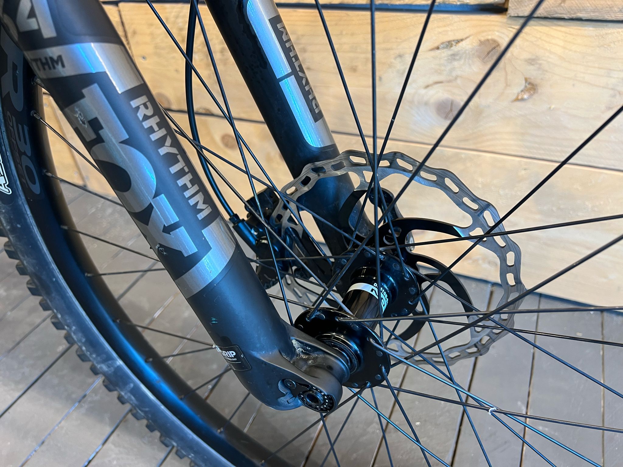 Bicicletta elettrica FOCUS JAM2 2020 USATA