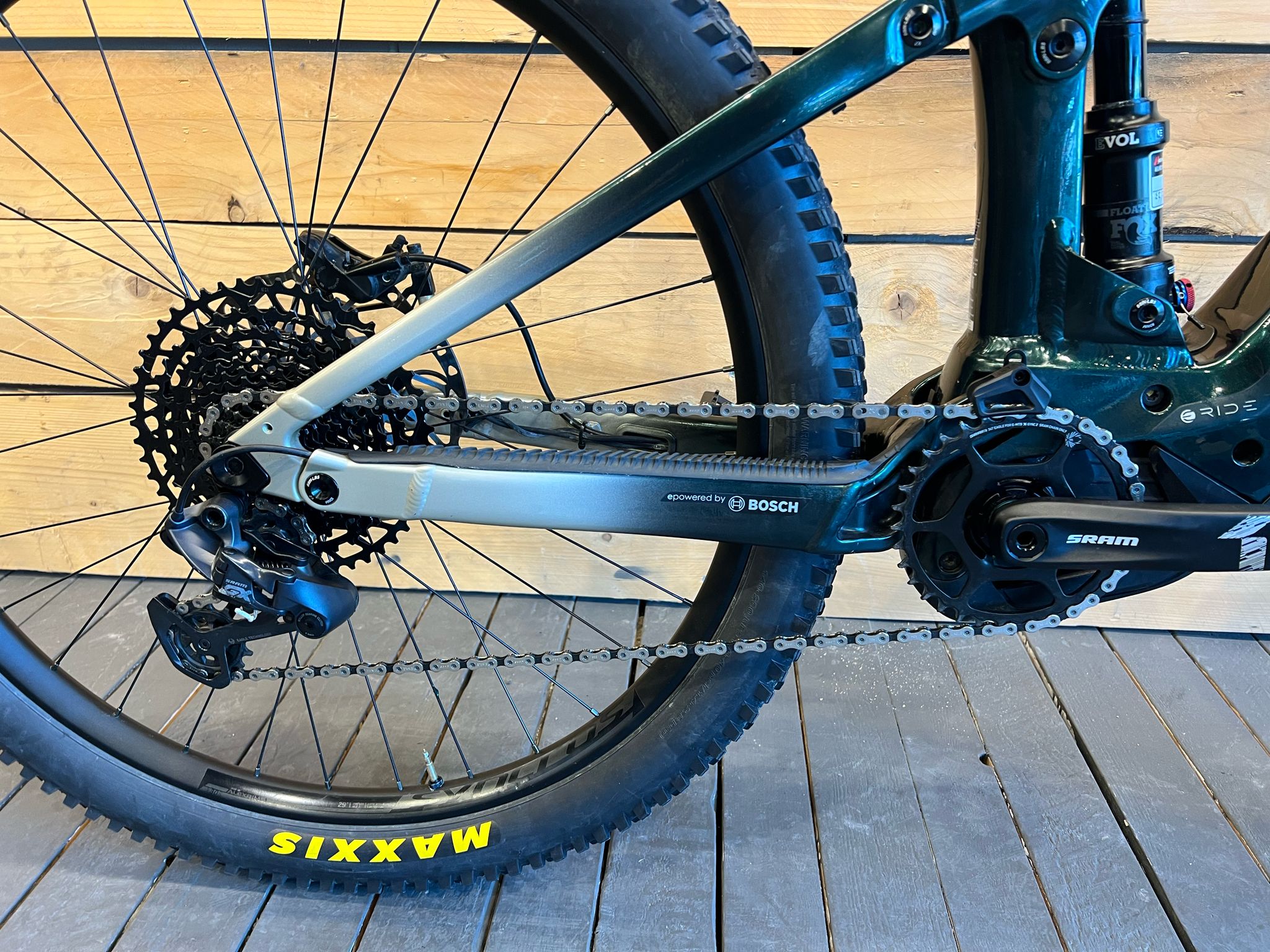 Bicicletta elettrica SCOTT STRIKE 910 2020 USATA