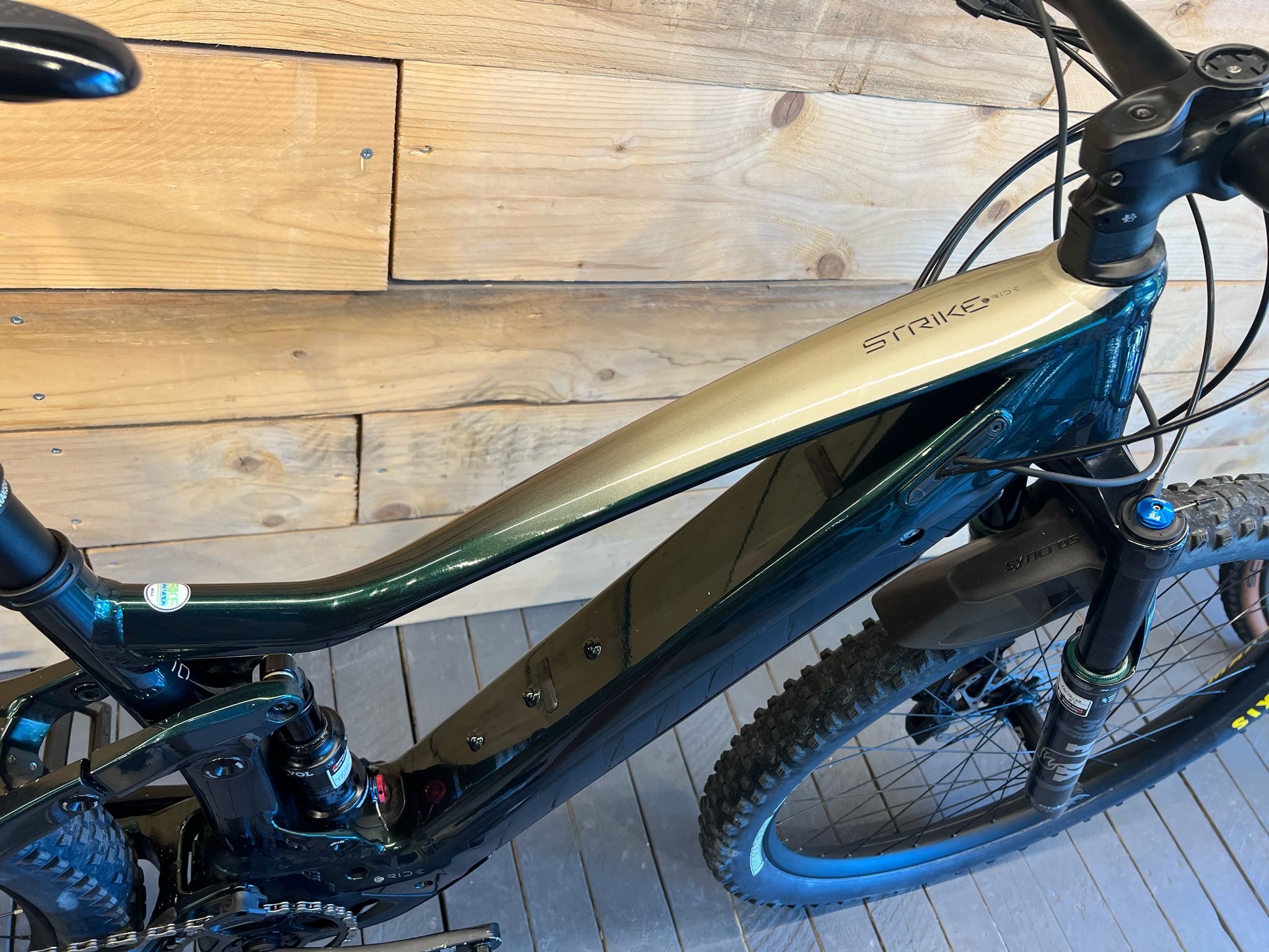 Bicicletta elettrica SCOTT STRIKE 910 2020 USATA