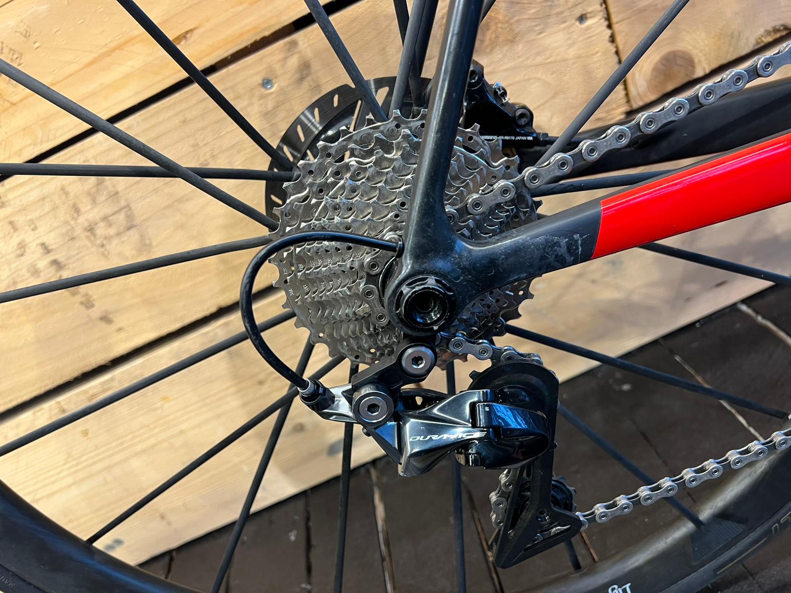 BICICLETTA DA CORSA LIGHTWEIGHT URGESTALT DISC