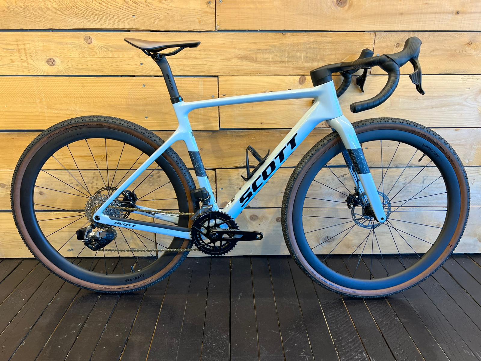 Bicicletta SCOTT ADDICT GRAVEL 20 2024