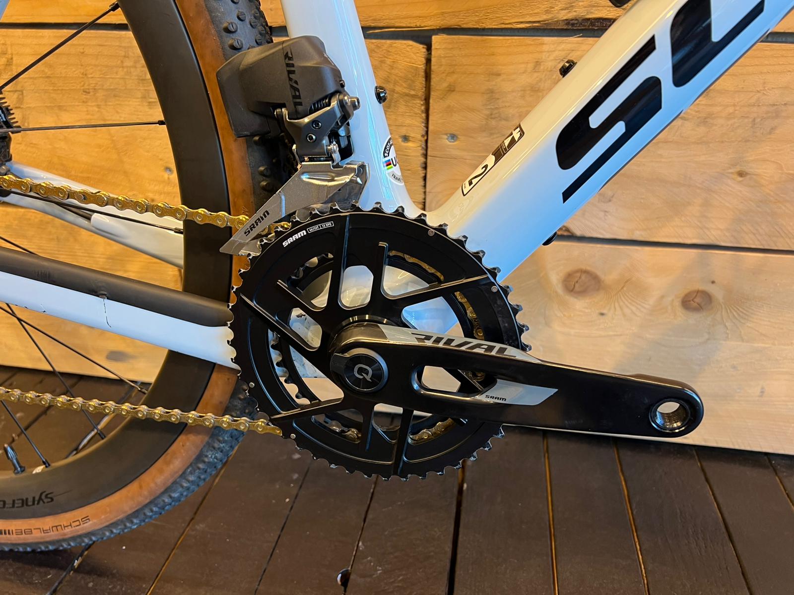 Bicicletta SCOTT ADDICT GRAVEL 20 2024