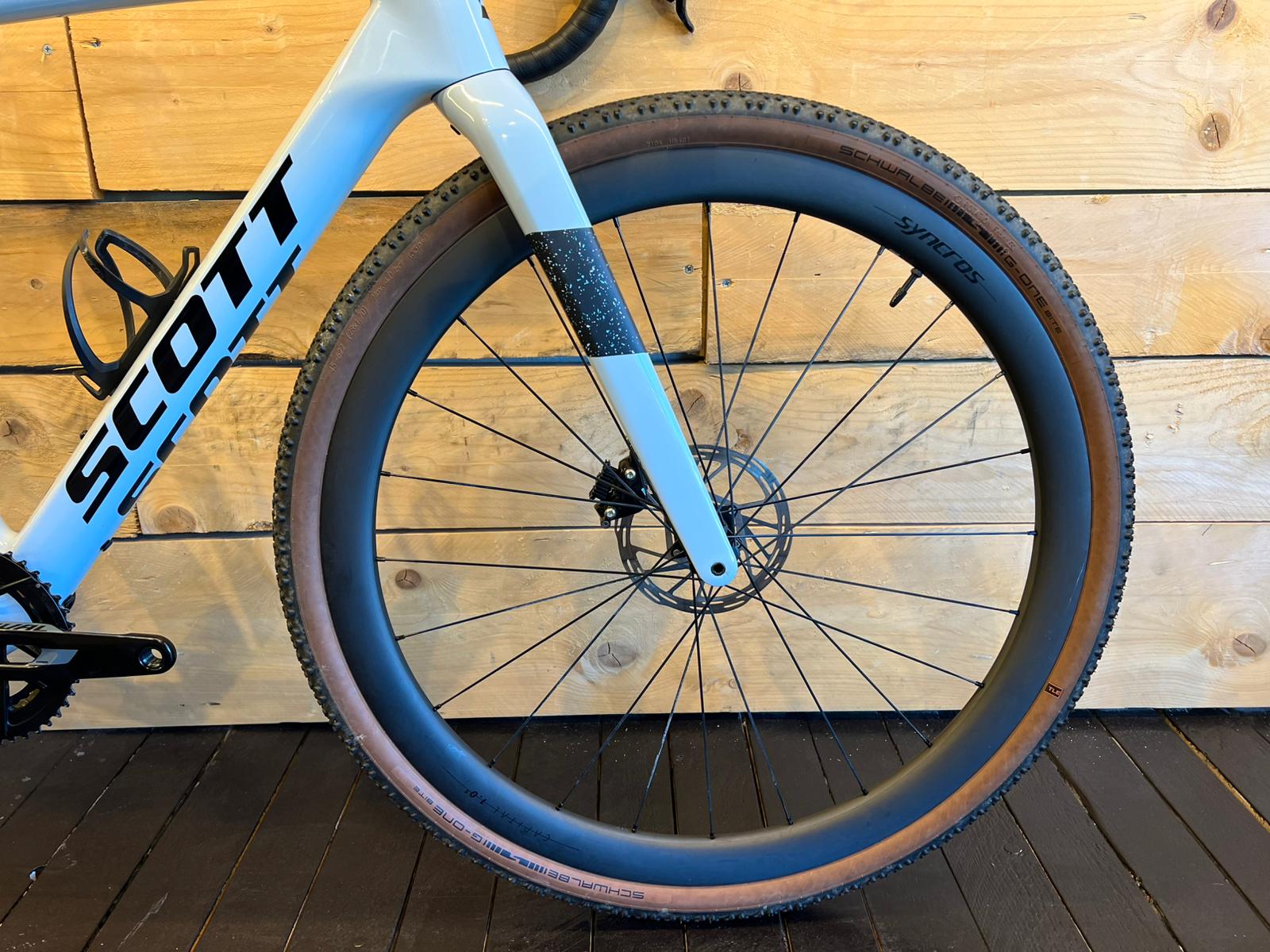 Bicicletta SCOTT ADDICT GRAVEL 20 2024